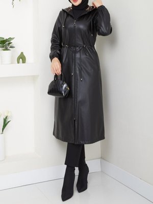 Siyah Kapüşonlu Cepli Beli Bağcıklı Kolu Lastikli Deri Kap