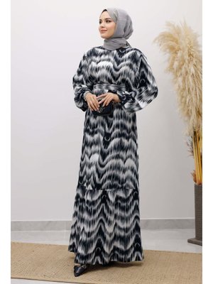 Siyah Eteği Volanlı Sulu Boya Desenli Viskon Elbise Siyah Eteği Volanlı Sulu Boya Desenli Viskon Elbise