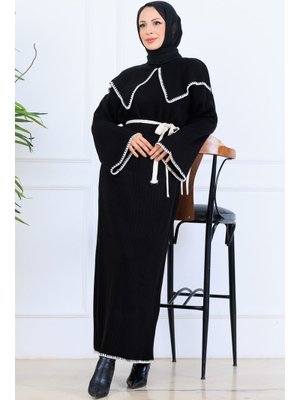 Siyah Yaka Detaylı Triko Elbise Siyah Yaka Detaylı Triko Elbise