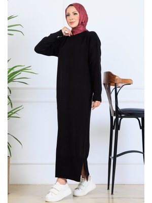 Siyah Yırtmaç Detaylı Triko Elbise Siyah Yırtmaç Detaylı Triko Elbise