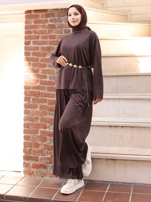 Kahverengi Yırtmaçlı Bluz Pantolontakım Kahverengi Yırtmaçlı Bluz Pantolontakım