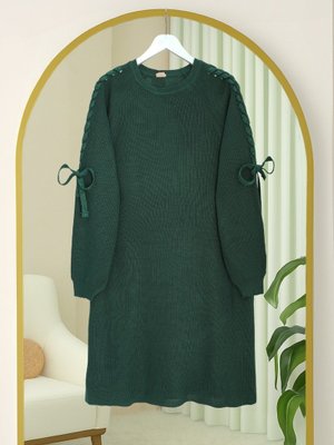 Zümrüt Omuzu Saç Örgülü Salaş Triko Tunik