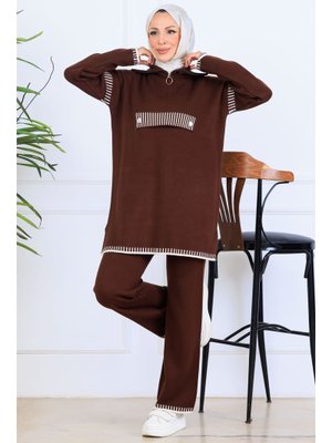 Kahverengi Yakası Fermuarlı Triko Takım