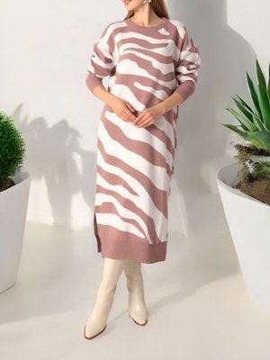 G.kurusu Yırtmaçlı Desenli Triko Elbise