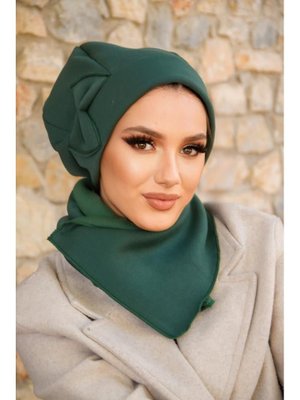 Zümrüt Fiyonklu Bere Ve Etol Takım