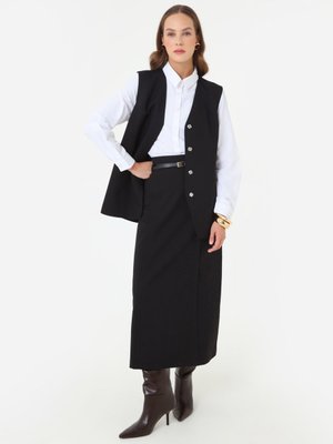 Siyah Deri Kemer Detaylı Kalem Etek Siyah Deri Kemer Detaylı Kalem Etek