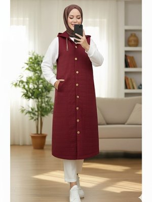 Bordo Önü Düğmeli Zincir Detaylı Kapüşonlu Kapitone Yelek