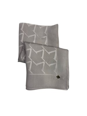 Düz Renk Jakarlı Yün Seri Eşarp Askısı İle Birlikte 120x120 Cm Gülkurusu