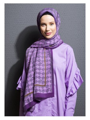 Geometrik Desen Modal Seri Şal Askısı İle Birlikte 75x190 Cm Lila Mor Geometrik Desen Modal Seri Şal Askısı İle Birlikte 75x190 Cm Lila Mor