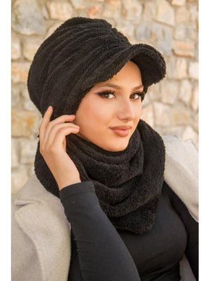 Siyah Kürk Şapka Ve Etol Takım