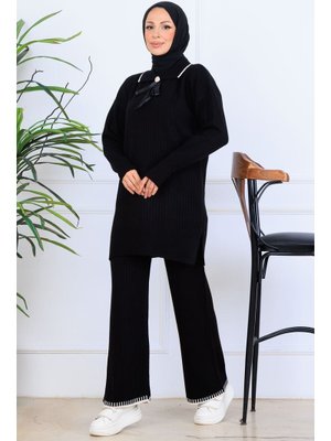 Siyah Yakası Kurdele Detay Triko Takım