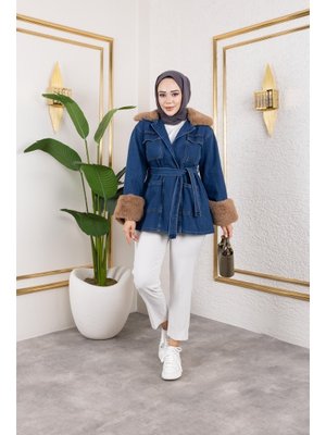 Kemerli Cepli Kürk Detaylı Koyu Kot Mavi Ceket