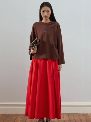 Kırmızı Pile Detay Etek