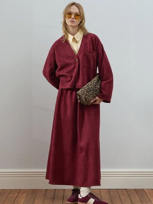 Bordo Süet Kloş Etek Bordo Süet Kloş Etek