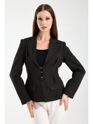 Siyah Fit Kalıp Agraf Detaylı Pileli Dokuma Ceket