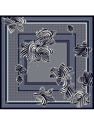 Kot Mavi Çiçekli Desen İtalyan Şifon Seri Eşarp Askısı İle Birlikte 90x90 Cm