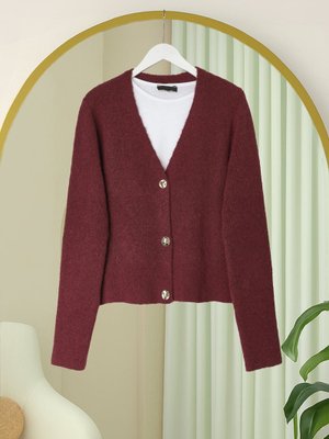 Bordo Önü Düğmeli Yumoş Triko Hırka