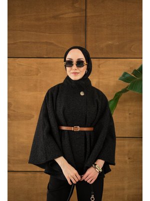 Siyah Kemer Detaylı Panço
