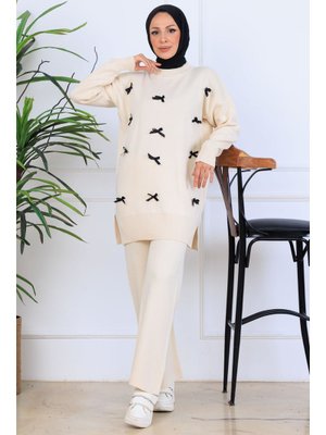 Taş Rengi Fiyonk Detaylı Triko Takım