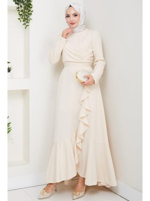 Krem Eteği Fırfırlı Drapeli Elbise Krem Eteği Fırfırlı Drapeli Elbise