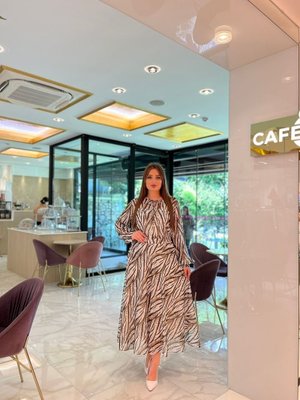 Karamel Çiçek Aksesuarlı Büyük Beden Alt Üst Takım