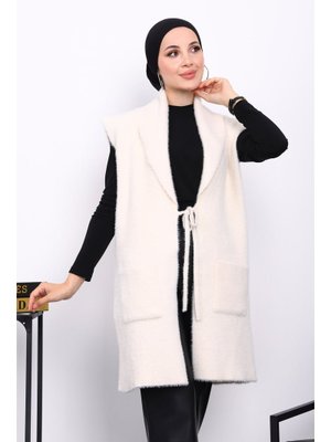 Krem Ön Bağlamalı Cepli Angora Yumoş Yelek Krem Ön Bağlamalı Cepli Angora Yumoş Yelek