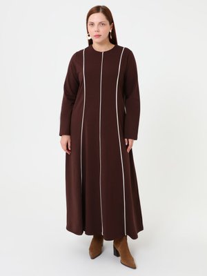 Kahverengi Şerit Detaylı Elbise Büyük Beden