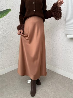 Tarçın Beli Lastikli Saten Etek