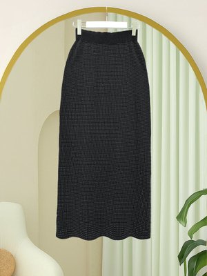 Siyah Taşlı Beli Lastikli Kalem Etek