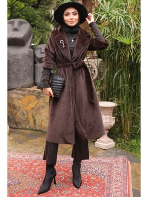 Kahverengi Kolları Örgü Detaylı Angora Kaban