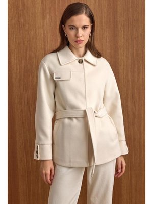 Ekru Gömlek Yaka Kuşak Detaylı Oversize Kısa Kaban