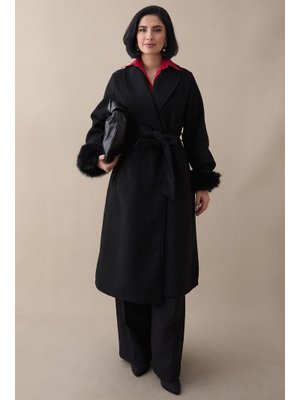 Kolu Peluş Astarsız Siyah Kaşe Kaban