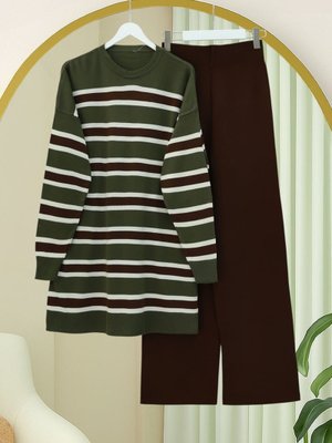 Haki Yuvarlak Yaka Renkli Çizgili Salaş Triko Takım