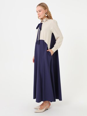 Kontraslı Fiyonk Detaylı Elbise Lacivert Taş