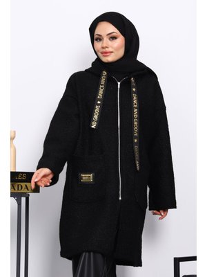 Siyah Kapüşonlu Cep Detaylı Buklet Kaban