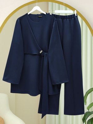 Laci Önü Çapraz Bağlamalı Yırtmaçlı Scuba Takım