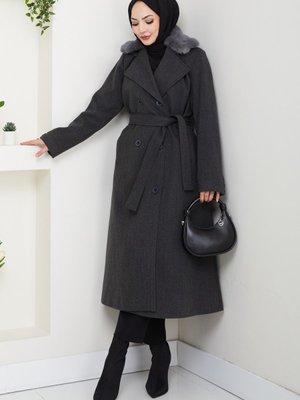 Kürk Detaylı Kruvaze Yaka Kuşaklı Kaşe Kaban