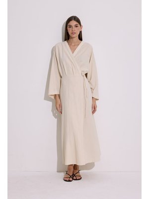Dokulu Kruvaze Kapamalı Elbise Natural