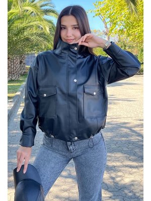 Siyah Sıyah Kapak Cepli Deri Ceket