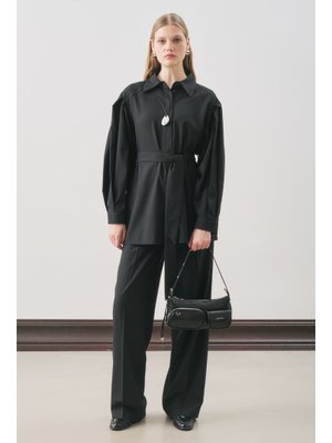 Siyah Geniş Kol Kemerli Gömlek