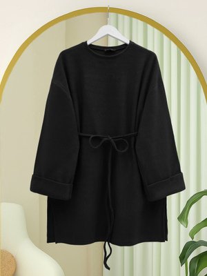 Siyah Kolu Katlı Beli Bağlamalı Yırtmaçlı Selanik Tunik