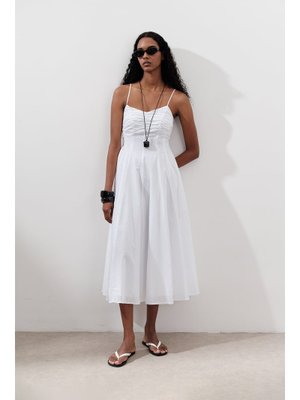 Ekru Büzgü Detaylı Askılı Elbise