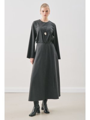 Antrasit Anvelop Etekli Klasik Elbise