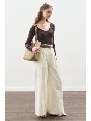 Ekru Geniş Pileli Gabardin Pantolon