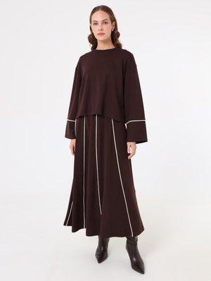 Kahverengi Yumuşak Tuşeli Kontras Dikişli Bluz & Etek İkili Takım