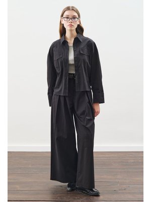 Siyah Dikiş Detaylı Bomber Gömlek