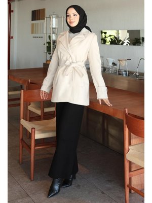 Bej Düğme Detaylı Kaşe Kaban