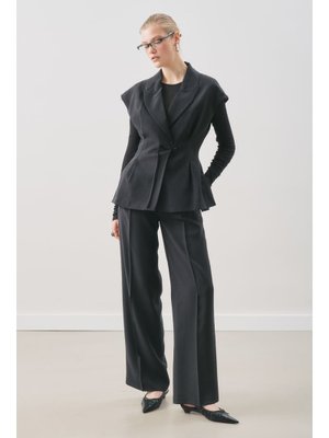 Siyah Dökümlü Tencel Pileli Pantolon