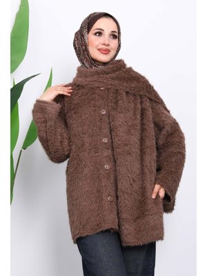 Kahverengi Atkılı Detaylı Düğmeli Angora Ceket