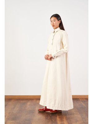 Ekru Oversize Kuşaklı Yaka Düğmeli Uzun Denim Elbise